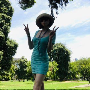 Meet your Posher, Stephanie